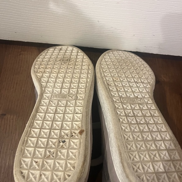 Puma Sneakers - Picture 4 of 5